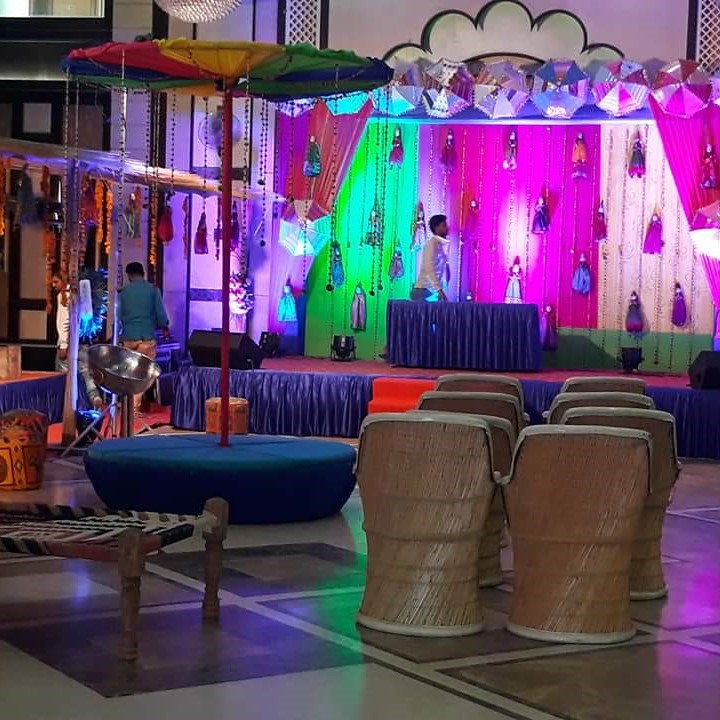 mudda seating